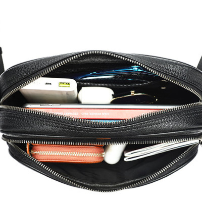 Túi Đeo Chéo Nam Da Bò Thật BHM6179 – Gọn Nhẹ, Bền Bỉ, Đậm Chất Nam Tính