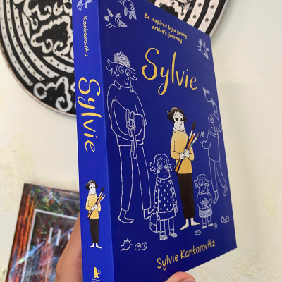 Sách - Sylvie: A Graphic Memoir by Sylvie Kantorovitz - Graphic Novels in English