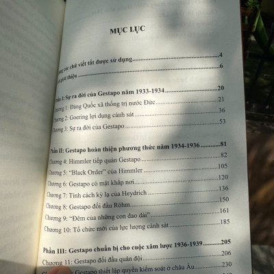 GESTAPO - LỊCH SỬ KINH HOÀNG - Jacques Delarue - Mai Yên Thi dịch - Sách miền Trung