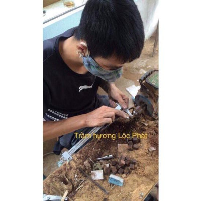 Chuỗi Hạt Trầm Hương Cao Cấp Sánh Chìm 108 hạt 6mm