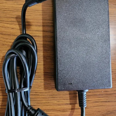 Sạc dành cho Laptop Dell Inspiron N7577, Dell Inspiron N7577B, Dell Inspiron N7577C hàng nhập khẩu.