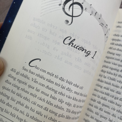 VẼ EM BẰNG MÀU NỖI NHỚ – Tâm Phạm – BÁCH VIỆT (bìa mềm)