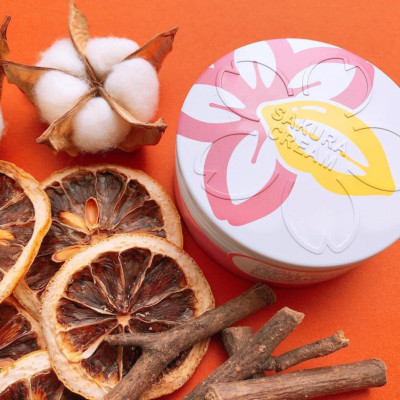Kem dưỡng tay&dưỡng thể cao cấp Sakura Cream