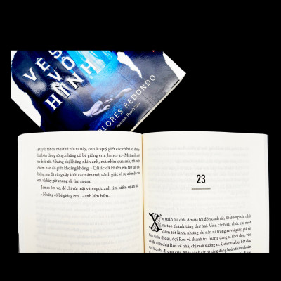 Sách - Trinh Thám - Tiểu Thuyết - Vệ Sĩ Vô Hình - Dolores Redondo