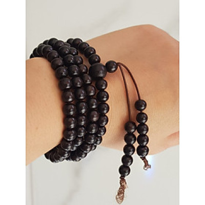 Vòng tay gỗ trầm hương đen nâu Size vòng 7mm thơm nhẹ kiểu quấn tay Anh Chị đeo kiểu quấn tay Đeo tay mình hay đeo 1 Cặp rất dễ thương ạ