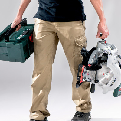 Máy Cưa Góc Metabo KS 216 M LASERCUT