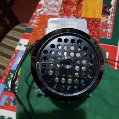 MÁY BƠM NƯỚC 370W (80L / PHÚT) TOTAL TWP23706 - HÀNG CHÍNH HÃNG