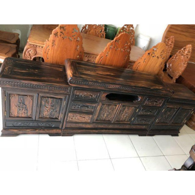 TỦ KỆ TIVI GỖ MUN HOA CAO CẤP