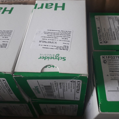 Công tắc chuyển pha K1F027MLH 
