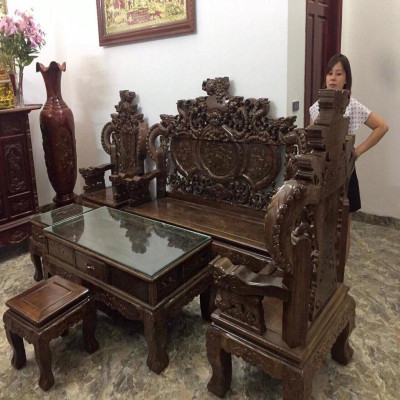 Bộ Bàn Ghế Nghê Đỉnh Rồng Phương Gỗ Mun Đuôi Công