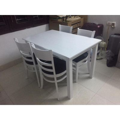 Bộ bàn ăn 4 ghế cabin giá rẻ