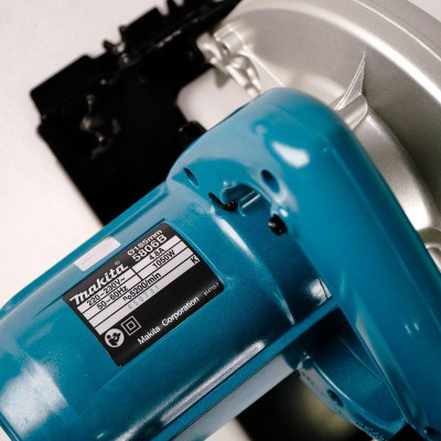 MÁY CƯA GỖ 185MM 1050W MAKITA 5806B- HÀNG CHÍNH HÃNG