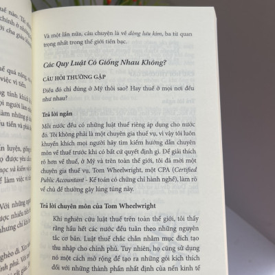 (Tác giả bộ sách Dạy Con Làm Giàu) LỢI THẾ BẤT CÔNG (unfair advantage) – Sức mạnh của giáo dục tài chính - Robert T.Kiyosaki – NXB Trẻ