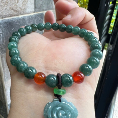 Vòng Tay Chuỗi Nữ Đá Cẩm Thạch Xanh Lam Đậm Tự Nhiên Mix Bông Hồng rất là xinh đẹp size hạt 7mm các chị em nữ mệnh thủy mệnh mộc mệnh và hỏa đeo chuẩn hợp món quà tặng phụ nữ quà sinh nhật đẹp ý nghĩa rẻ đẹp ạ