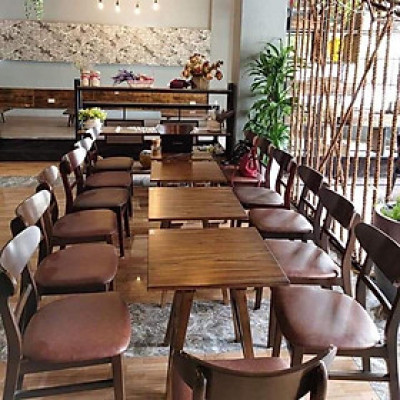 Bàn ăn cabin gỗ cao su