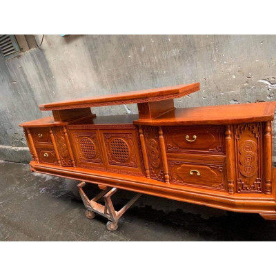 Kệ tivi vát gỗ gõ đỏ