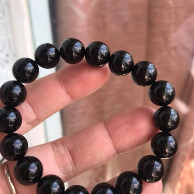 Vòng Tay May Mắn Đá Mã Não Đen Đậm Đẹp Size 10mm 18 Hạt Nữ mạng Thủy mạng Mộc ạ