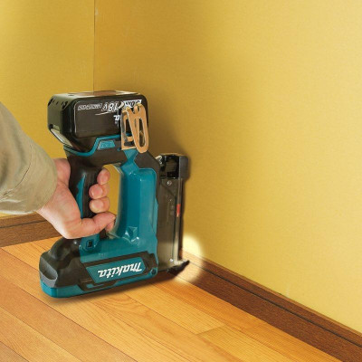 SÚNG BẮN ĐINH DÙNG PIN 18V (120 CÁI) MAKITA DPT353Z (KHÔNG KÈM PIN VÀ SẠC) - HÀNG CHÍNH HÃNG