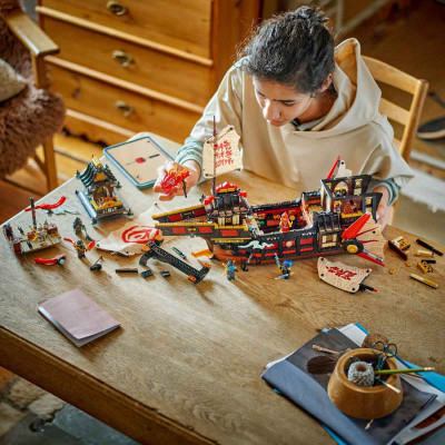 LEGO NINJAGO 71848 Đồ Chơi Lắp Ráp Thuyền Phiêu Lưu Ninjago (2387 chi tiết)