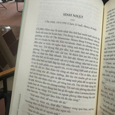  [Tác phẩm đoạt giải British Book ] VỢ NGƯỜI DU HÀNH THỜI GIAN - Audrey Niffenegger - Rainbow Books - NXB Phụ nữ Việt Nam