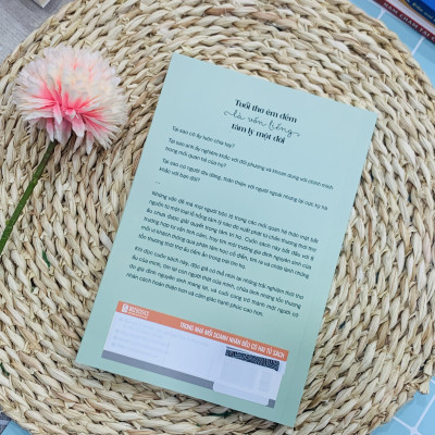 Sách Tuổi Thơ Êm Đềm Là Vốn Liếng Tâm Lý Một Đời