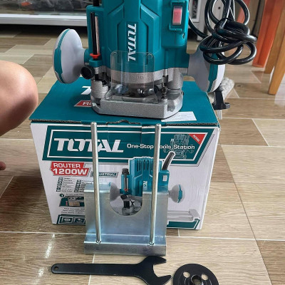 MÁY PHAY GỖ 30MM 1200W TOTAL TR110816 - HÀNG CHÍNH HÃNG