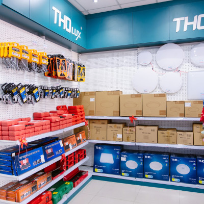 Máy vặn vít Tholux M-8096 Dùng pin Không Chổi Than, Lực Siết 100N.m