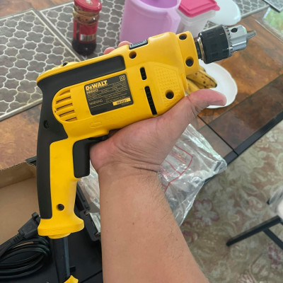 MÁY KHOAN ĐỘNG LỰC 550W DEWALT DWD022-B1- HÀNG CHÍNH HÃNG