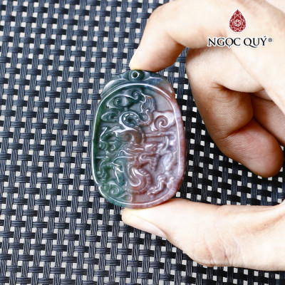 Mặt dây chuyền hình rồng đá chalcedony mệnh hỏa, mộc - Ngọc Quý Gemstones