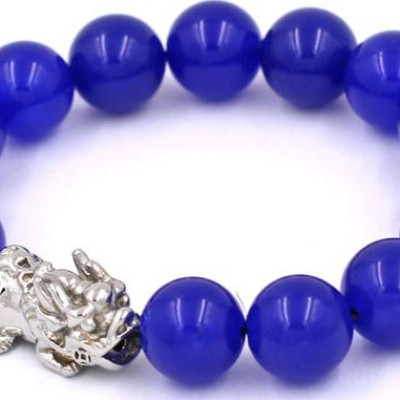 Chuỗi đeo tay thạch anh xanh dương 12 ly - cẩn Tỳ Hưu inox VTAXDTHT12 - kèm hộp nhung - hợp mệnh Mộc, mệnh Thủy