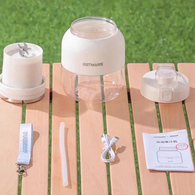 Máy Xay Sinh Tố Cầm Tay Mini Ostmars Sạc Tích Điện Dung Tích 500ml Đa Năng Nhỏ Gọn