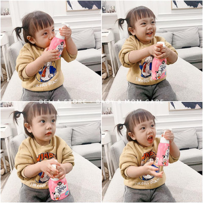 Bọt rửa tay diệt khuẩn Showermate Strawberry Milk 300ml tặng móc khóa
