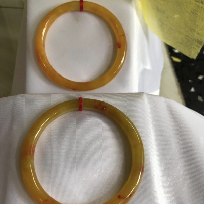 Vòng tay nữ đá Cẩm thạch Vàng tươi 49mm x cọng 6mm hợp Nữ mệnh Kim, mệnh Thổ, mệnh Thuỷ 40kg - 49kg món quà ý nghĩa dành cho các chị em nữ đeo tươi đẹp xinh màu vàng tươi may mắn cả năm ạ