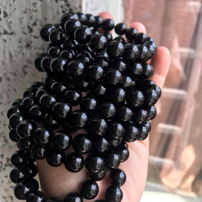 Vòng Tay May Mắn Đá Mã Não Đen Đậm Đẹp Size 10mm 18 Hạt Nữ mạng Thủy mạng Mộc ạ