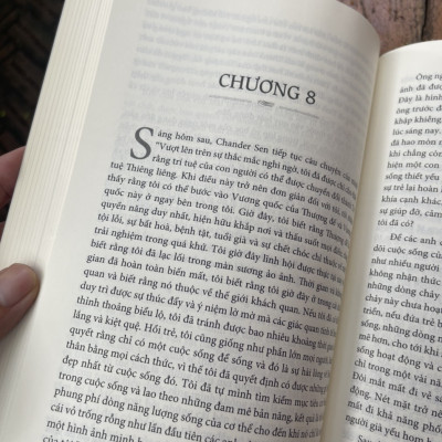 (Tái bản 2023, bìa cứng) [Ấn bản đầy đủ nhất được dịch trọn vẹn từ bộ “Life Teaching of the Masters of the far East” của cố giáo sư Baird T. Spalding]  HÀNH TRÌNH VỀ PHƯƠNG ĐÔNG - AnLe Books dịch - Huy Hoang Bookstore