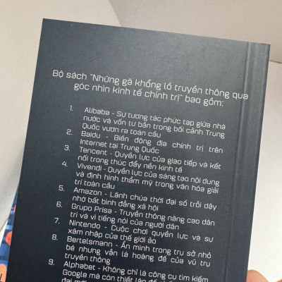 BERTELSMANN - ẨN MÌNH TRONG TRỤ SỞ NHỎ BÉ NHƯNG VẪN LÀ HOÀNG ĐẾ CỦA VŨ TRỤ TRUYỀN THÔNG - Những Gã Khổng Lồ Truyền Thông Qua Góc Nhìn Kinh Tế Chính Trị - Mandy Tröger và Jörg Becker - Lê Thúy Ái dịch - Lyceum - NXB Đà Nẵng