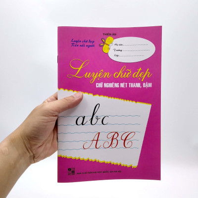 Luyện Chữ Đẹp Chữ Nghiêng Nét Thanh, Đậm