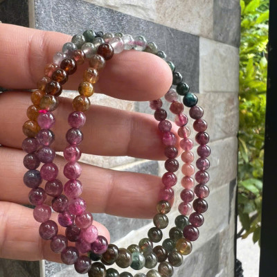 Vòng Chuỗi Nữ Đá tourmaline quấn 3 vòng size hạt 4mm nhiều màu đa sắc Chị Em Nữ đeo tay rất xinh đẹp may mắn tốt cho công việc cuộc sống ạ
