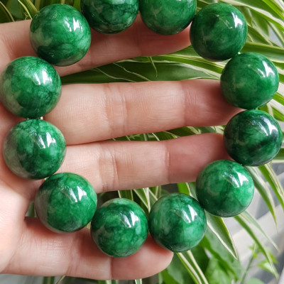 ️Vòng Tay Nam Đá Cẩm Thạch Xanh lá Size lớn hạt 18mm bóng đẹp hợp Các Anh Mệnh Mộc mệnh Hỏa đeo là một món trang sức tuyệt vời cho các quý ông ạ