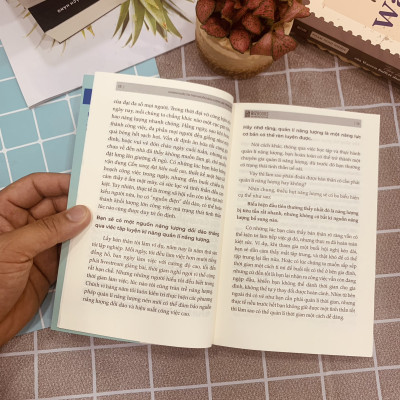 Sách Sạc Năng Lượng - Giải Pháp Cân Bằng Thời Gian Để Làm Tới Nơi, Chơi Tới Bến