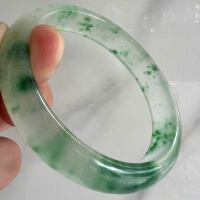 Vòng Tay Nữ Bản Hẹ Đá Mã Não DuLong Trắng Xanh Rong Biển Bông Trong Bóng Đẹp Ni Ni 57mm Cao 12mm Dầy 7mm Nữ 54kg - 58kg đeo tay xinh rẻ đẹp món quà tặng ý nghĩa ạ 