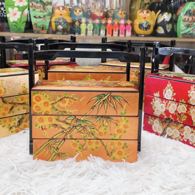 Hộp Cơm sushi sơn mài 3 tầng quai xách hàng vẽ đắp nổi cao cấp