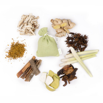 Túi Thơm Thảo Dược Treo Xe Hơi, Khử Mùi Xe, Hương Thơm Thư Giãn Hapaku