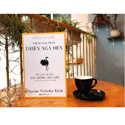 Combo Sách : The Black Swan - Thiên Nga Đen + Tư Duy Của Chiến Lược Gia – Nghệ Thuật Kinh Doanh Nhật Bản (Tái Bản 2020)