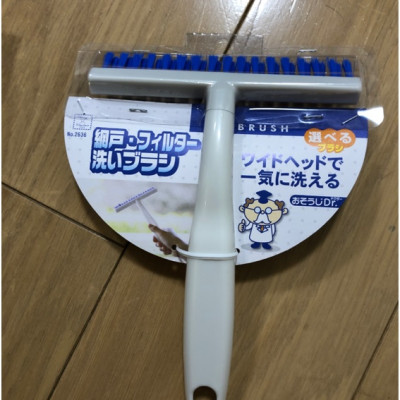 Bàn chải vệ sinh rèm cửa, cửa kính Kokubo 26cm, lông bàn chải được đan chéo giúp làm sạch mọi ngóc ngách, khe hẹp - nội địa Nhật Bản