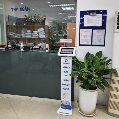 Giá đỡ máy tính bảng hearme - K04, dạng đứng trên sàn, có khóa bảo vệ, Hàng chính hãng