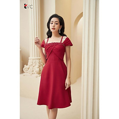 Đầm xòe đắp xếp cầu ngực đính đá Tri