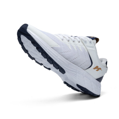 Giày thể thao Biti