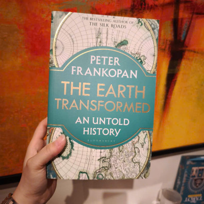 Sách - The Earth Transformed: An Untold History by Peter Frankopan - History/ Nonfiction /Science in English