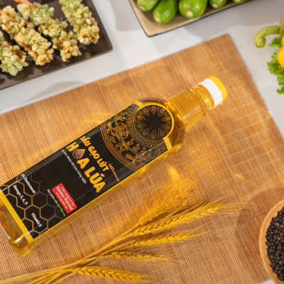 Dầu Gạo Lứt Hoa Lúa chai 1 lít - Tốt cho sức khoẻ tim mạch